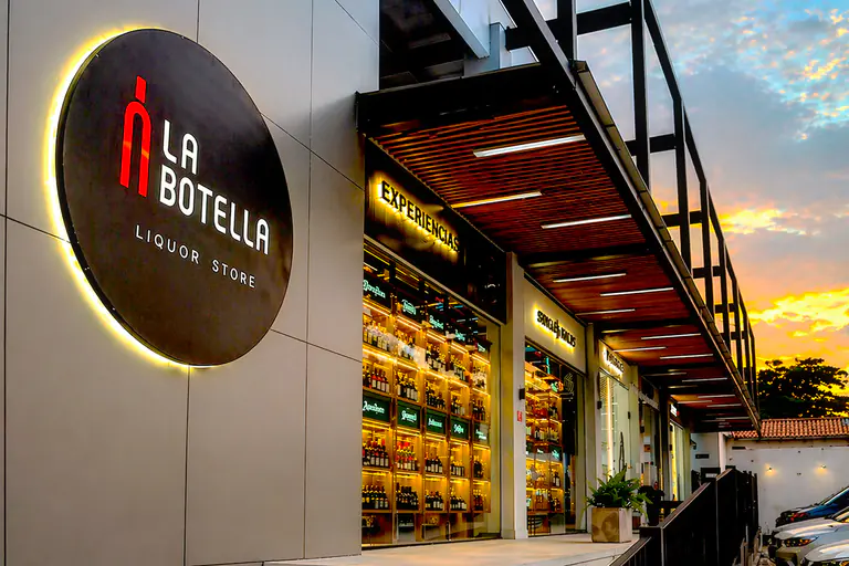 La Botella Liquor Store
